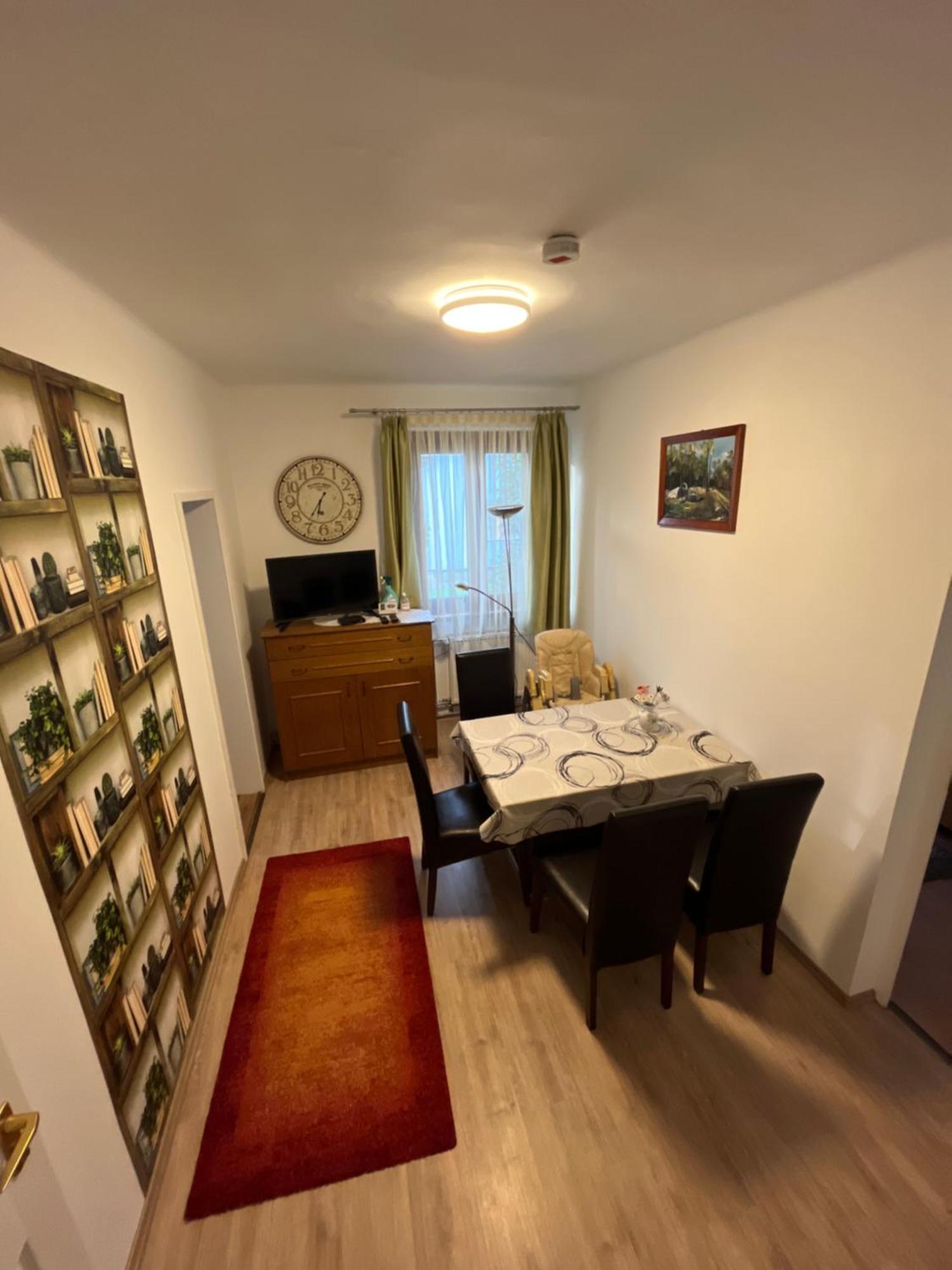 Orsi House Apartment โซมบ็อตเฮย์ ภายนอก รูปภาพ